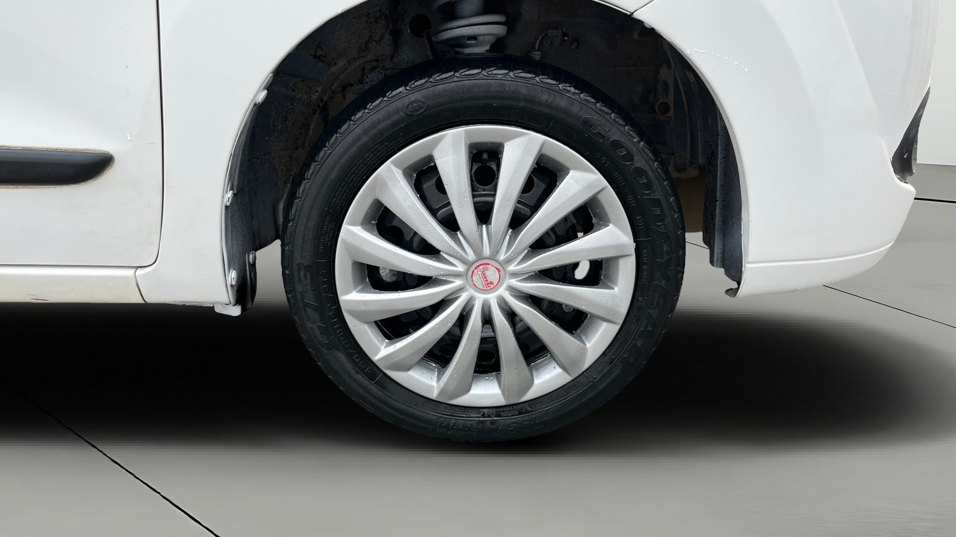 View 2014 Maruti Suzuki 1000 Base Variant Image 39 Used 2014 Maruti Suzuki 1000 Base Variant Image 39