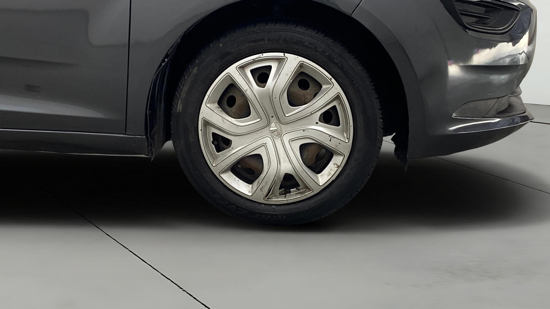 View 2022 Tata Altroz XM Plus Petrol Image 39 Used 2022 Tata Altroz XM Plus Petrol Image 39