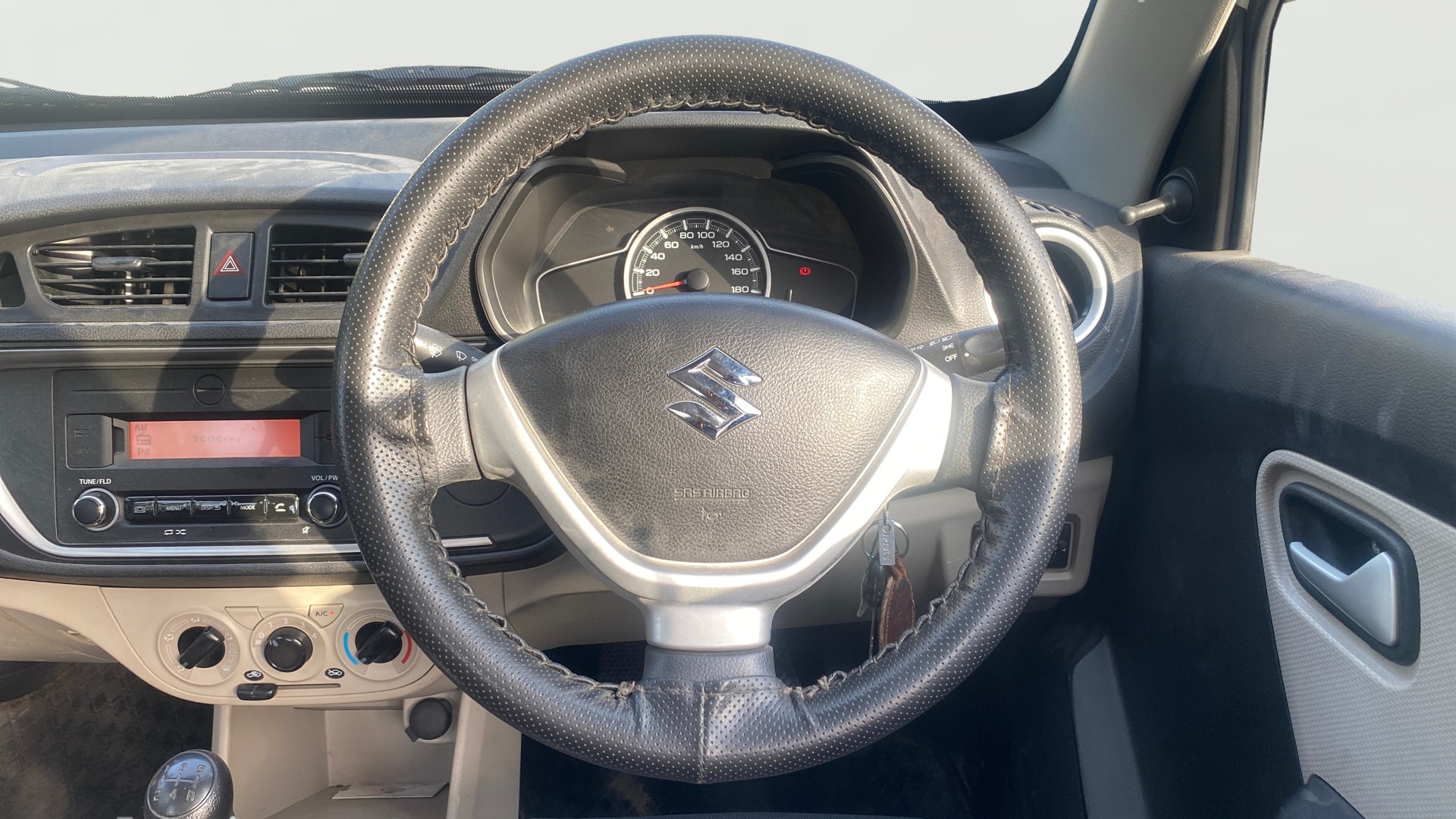 View 2021 Maruti Suzuki 1000 Base Variant Image 20 Used 2021 Maruti Suzuki 1000 Base Variant Image 20