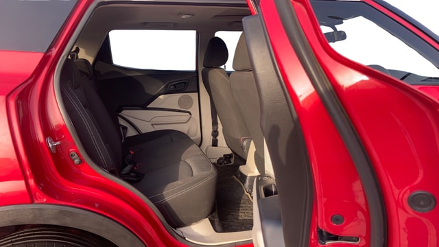 View Mahindra XUV300 Image 29 Used Mahindra XUV300 Image 29