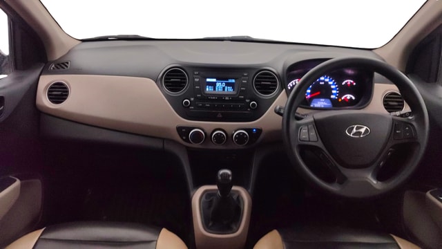 View Hyundai Xcent Image 15 Used Hyundai Xcent Image 15