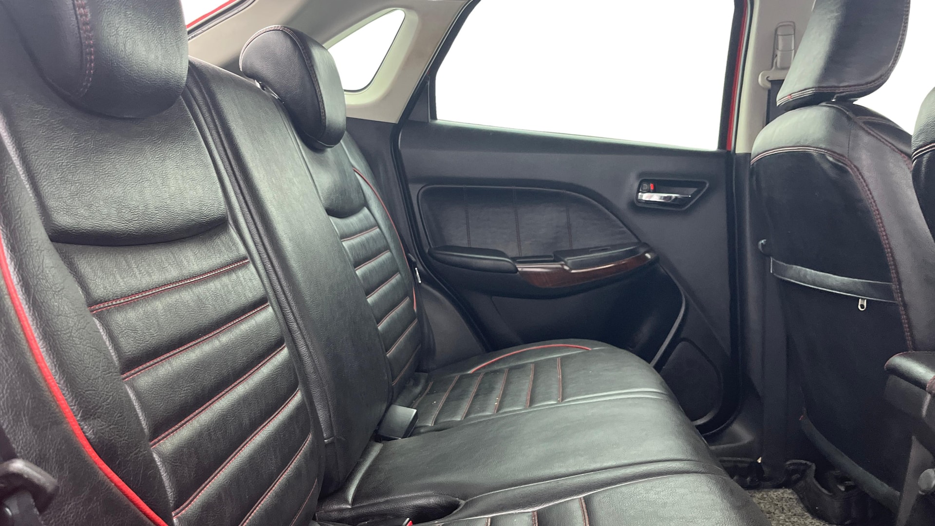 View 2018 Maruti Suzuki 1000 Base Variant Image 29 Used 2018 Maruti Suzuki 1000 Base Variant Image 29