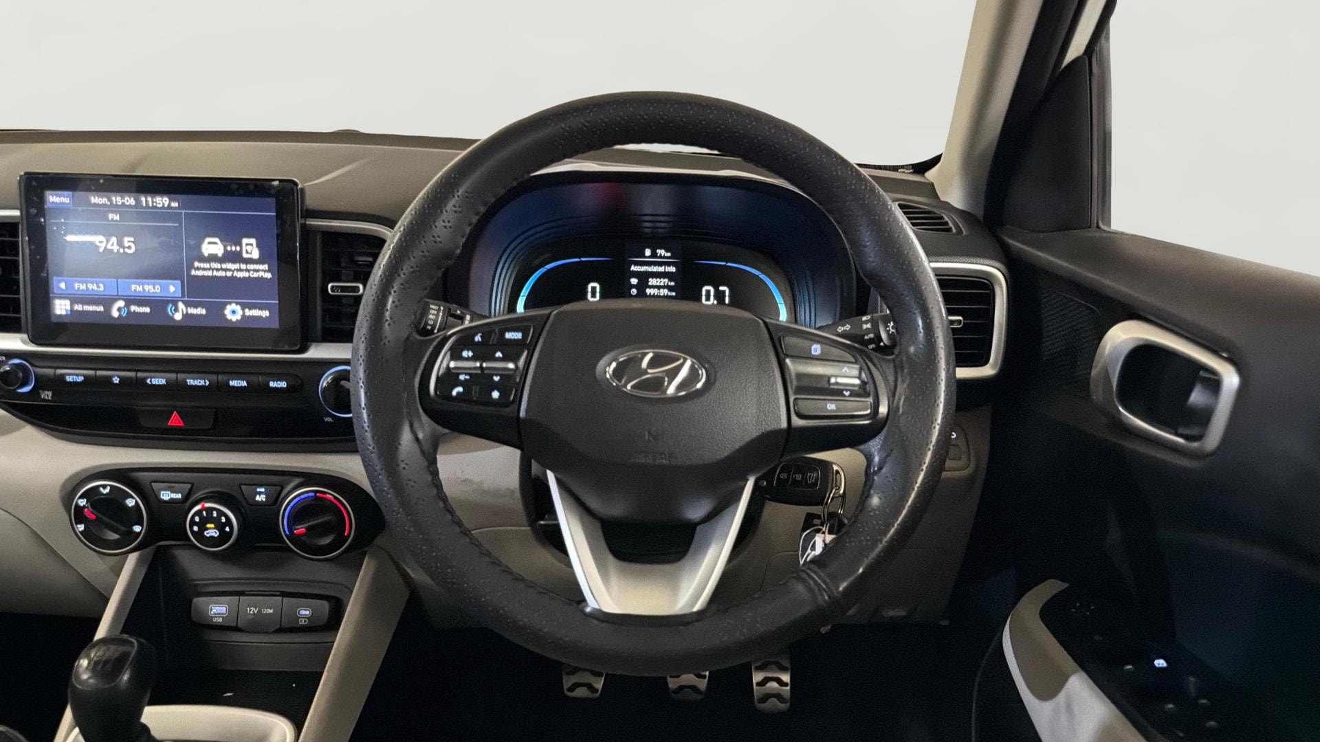 Used 2022 Hyundai Venue Used 2022 Hyundai Venue