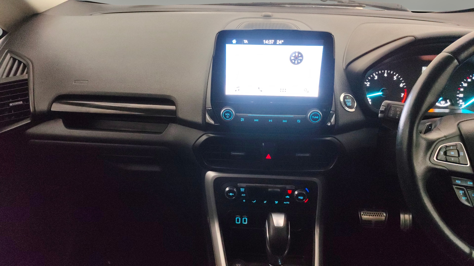 View 2018 Ford EcoSport 1.5 TDCi Diesel Ambiente BS IV Image 17 Used 2018 Ford EcoSport 1.5 TDCi Diesel Ambiente BS IV Image 17