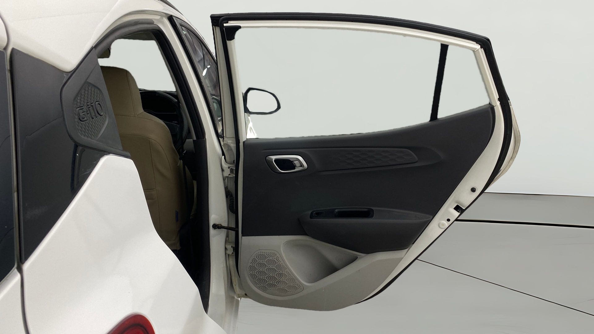 View 2020 Hyundai Grand i10 Nios Sportz Petrol AMT Image 7 Used 2020 Hyundai Grand i10 Nios Sportz Petrol AMT Image 7