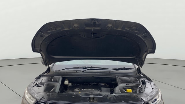 View MG Hector Plus Image 21 Used MG Hector Plus Image 21