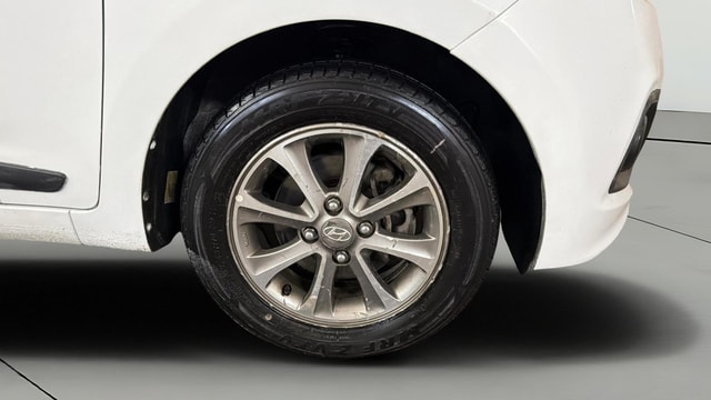 View Hyundai Grand i10 Image 40 Used Hyundai Grand i10 Image 40