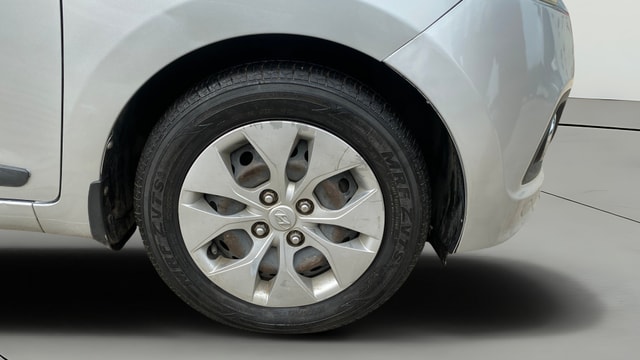 View Hyundai Xcent Image 39 Used Hyundai Xcent Image 39