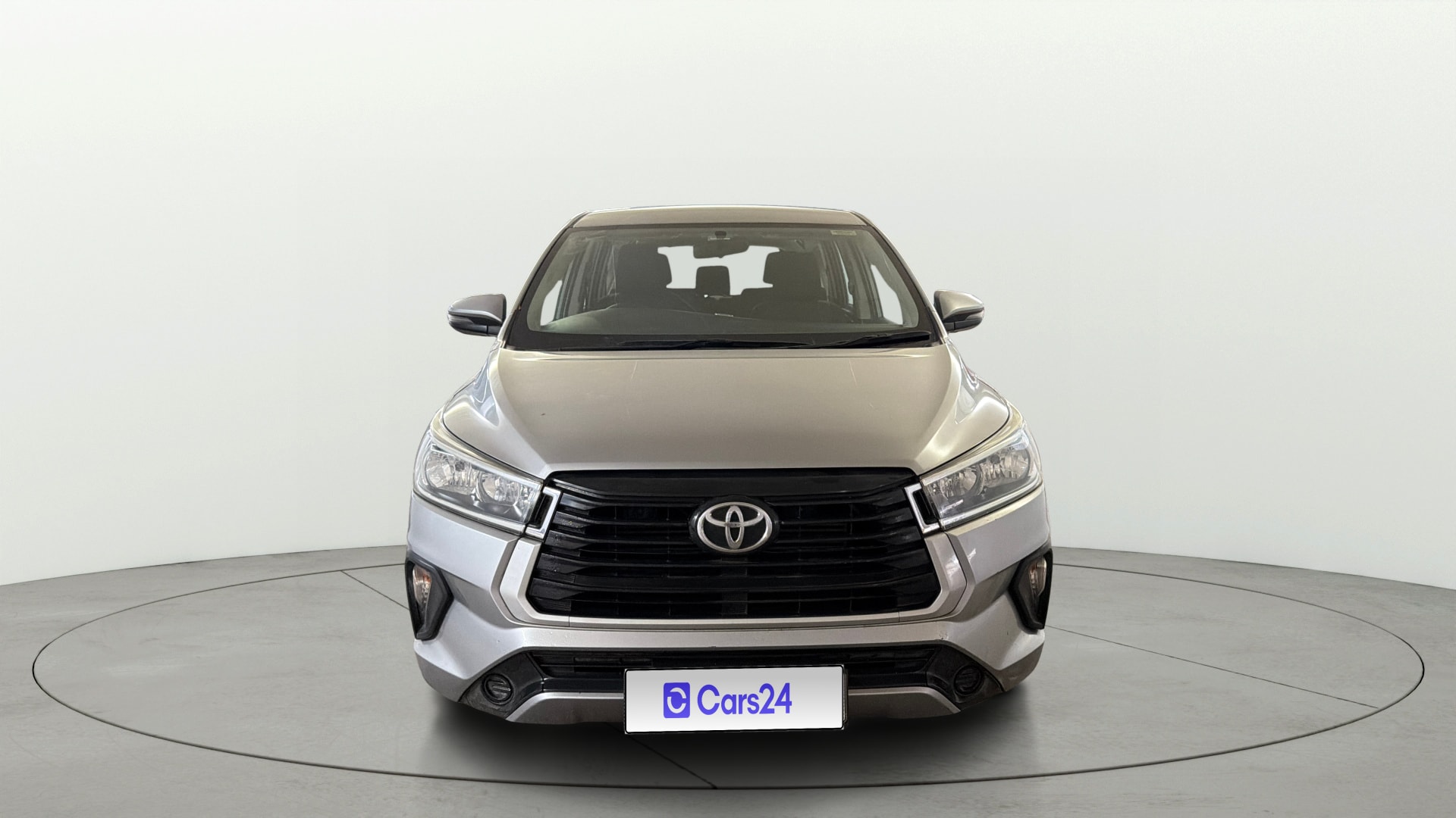 Used 2022 Toyota Innova Crysta Used 2022 Toyota Innova Crysta
