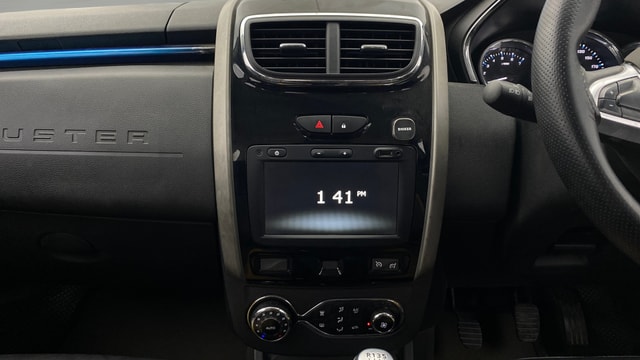 View Renault Duster Image 17 Used Renault Duster Image 17