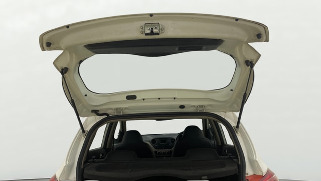 View Hyundai Grand i10 Image 16 Used Hyundai Grand i10 Image 16