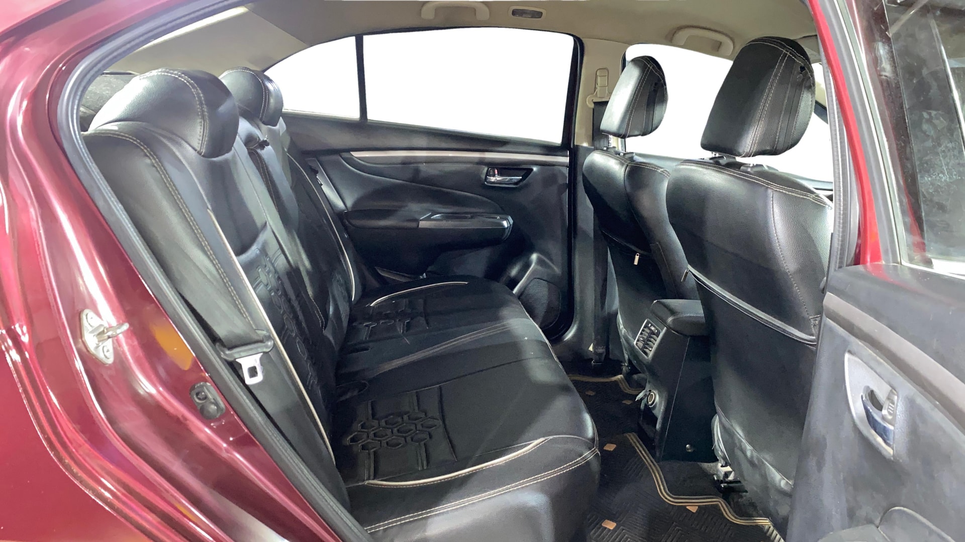 View 2018 Maruti Suzuki 1000 Base Variant Image 29 Used 2018 Maruti Suzuki 1000 Base Variant Image 29
