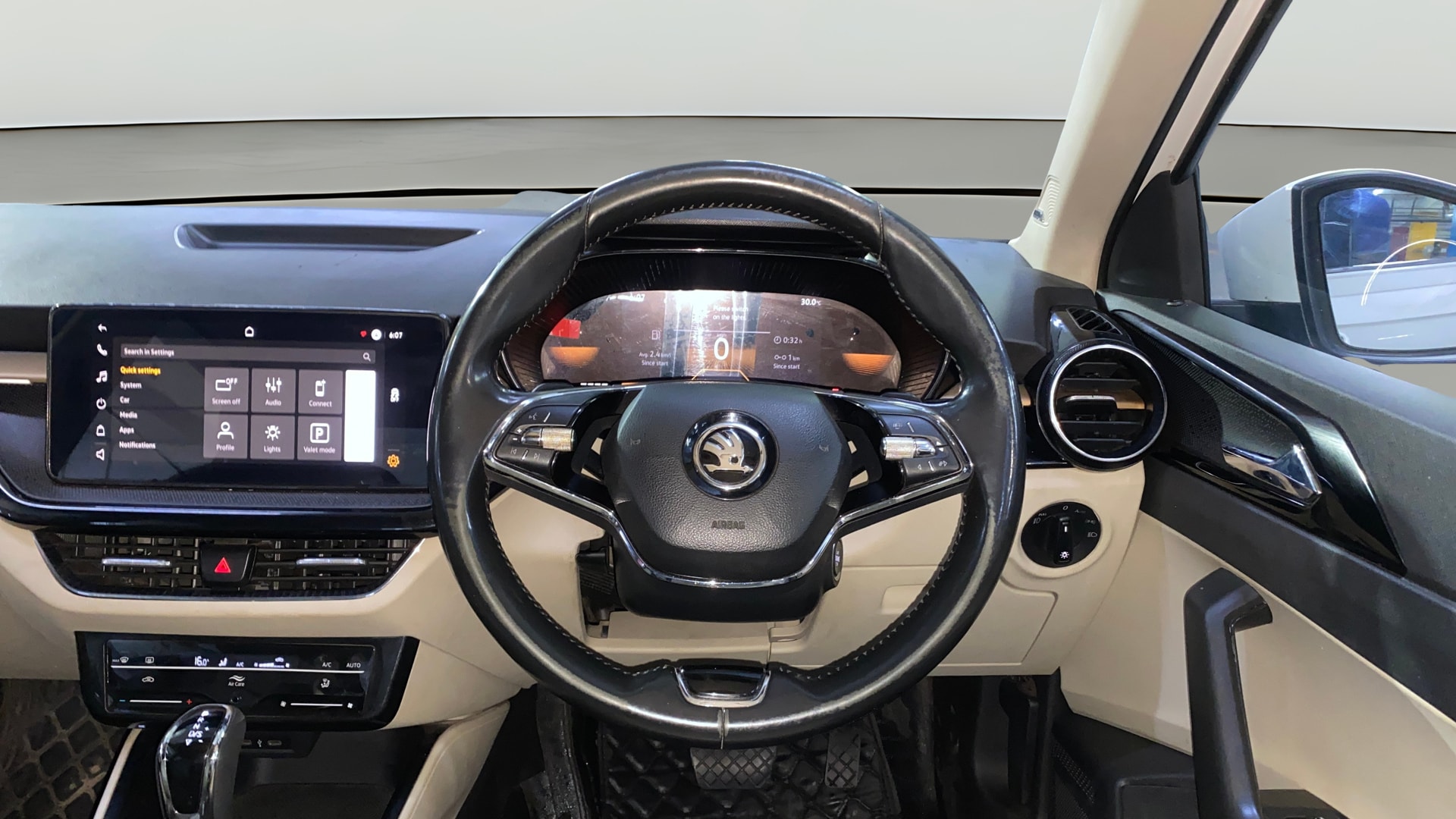 View 2022 Skoda Slavia Style 1.0 TSI AT Image 13 Used 2022 Skoda Slavia Style 1.0 TSI AT Image 13