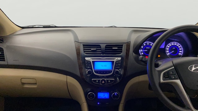 View Hyundai Fluidic Verna Image 31 Used Hyundai Fluidic Verna Image 31