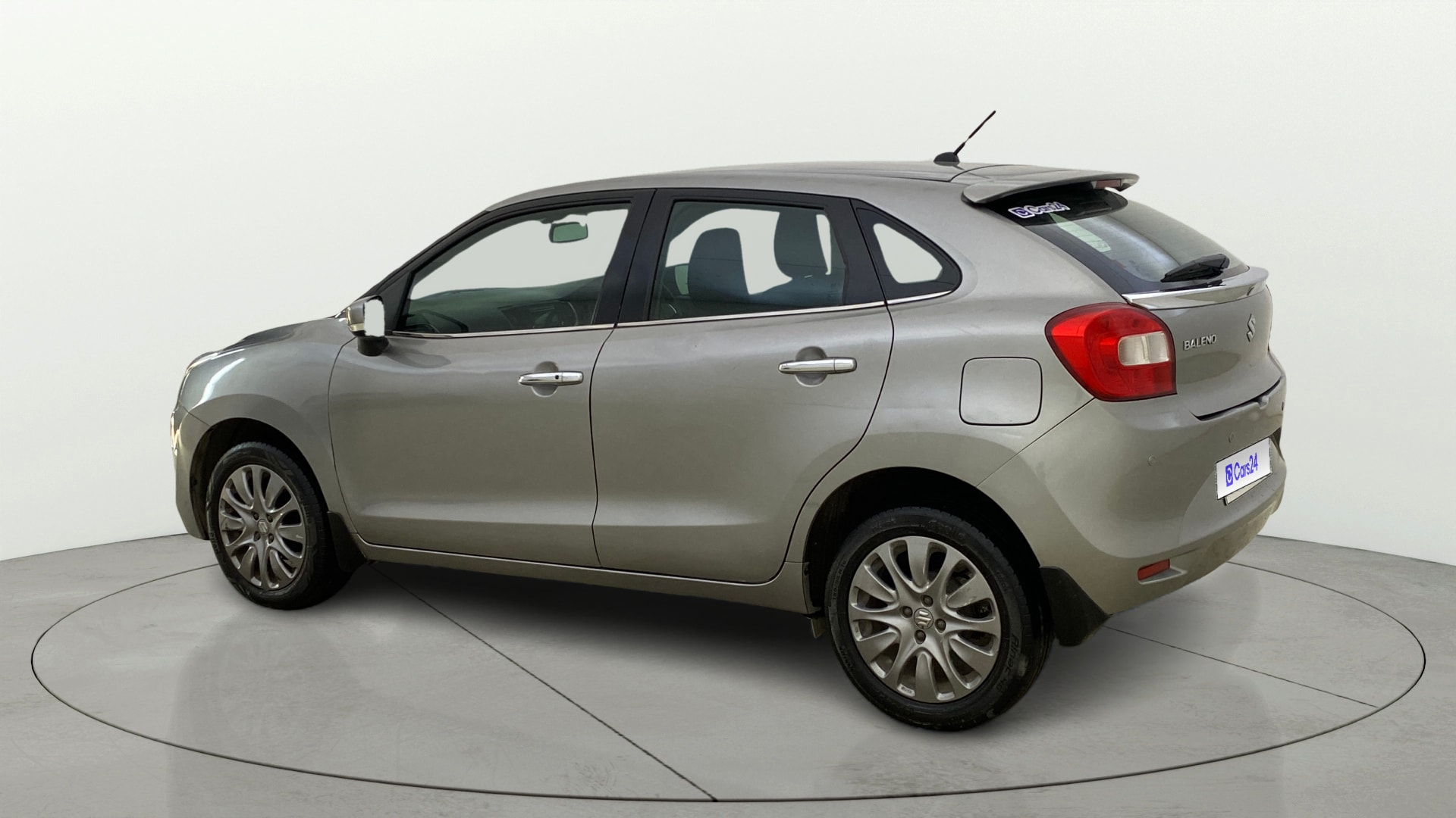 View 2017 Maruti Suzuki 1000 Base Variant Image 2 Used 2017 Maruti Suzuki 1000 Base Variant Image 2