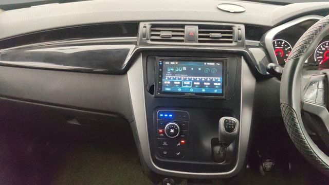 View Mahindra KUV100 Image 17 Used Mahindra KUV100 Image 17