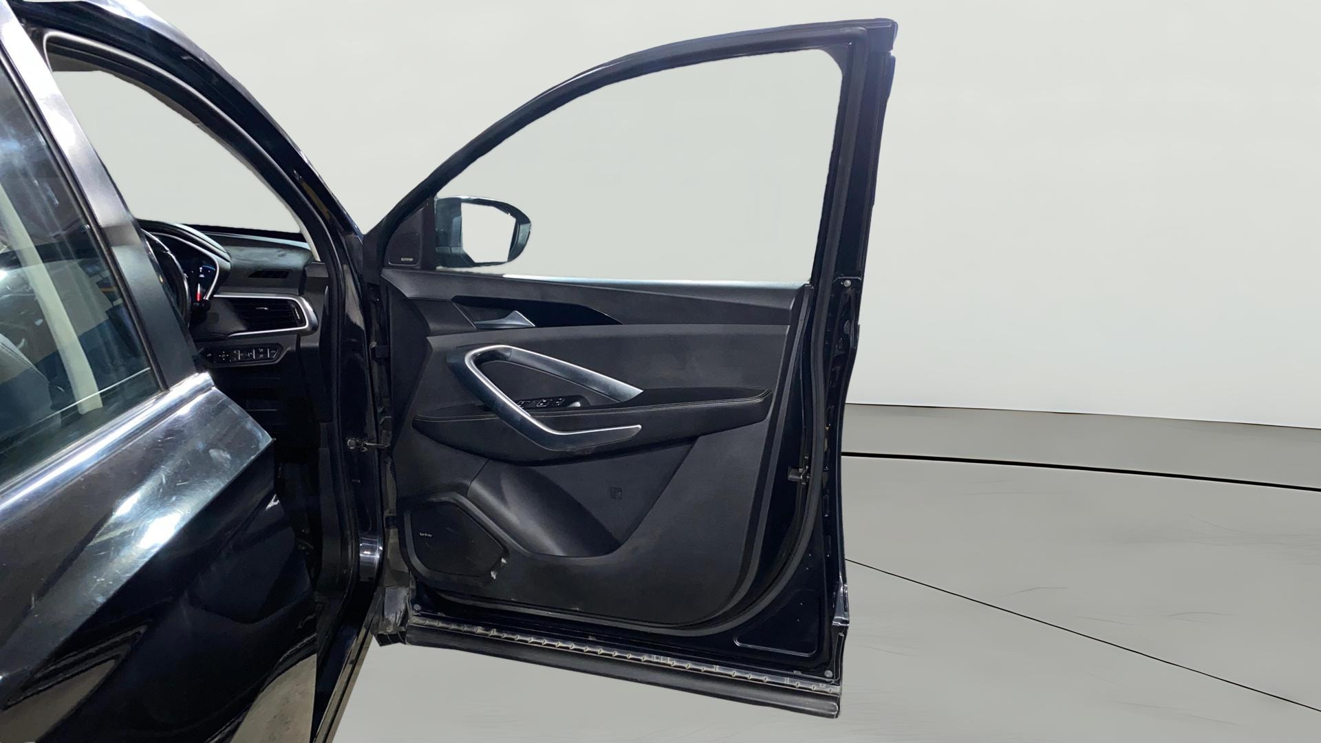 View 2020 MG Hector Sharp Diesel Image 47 Used 2020 MG Hector Sharp Diesel Image 47