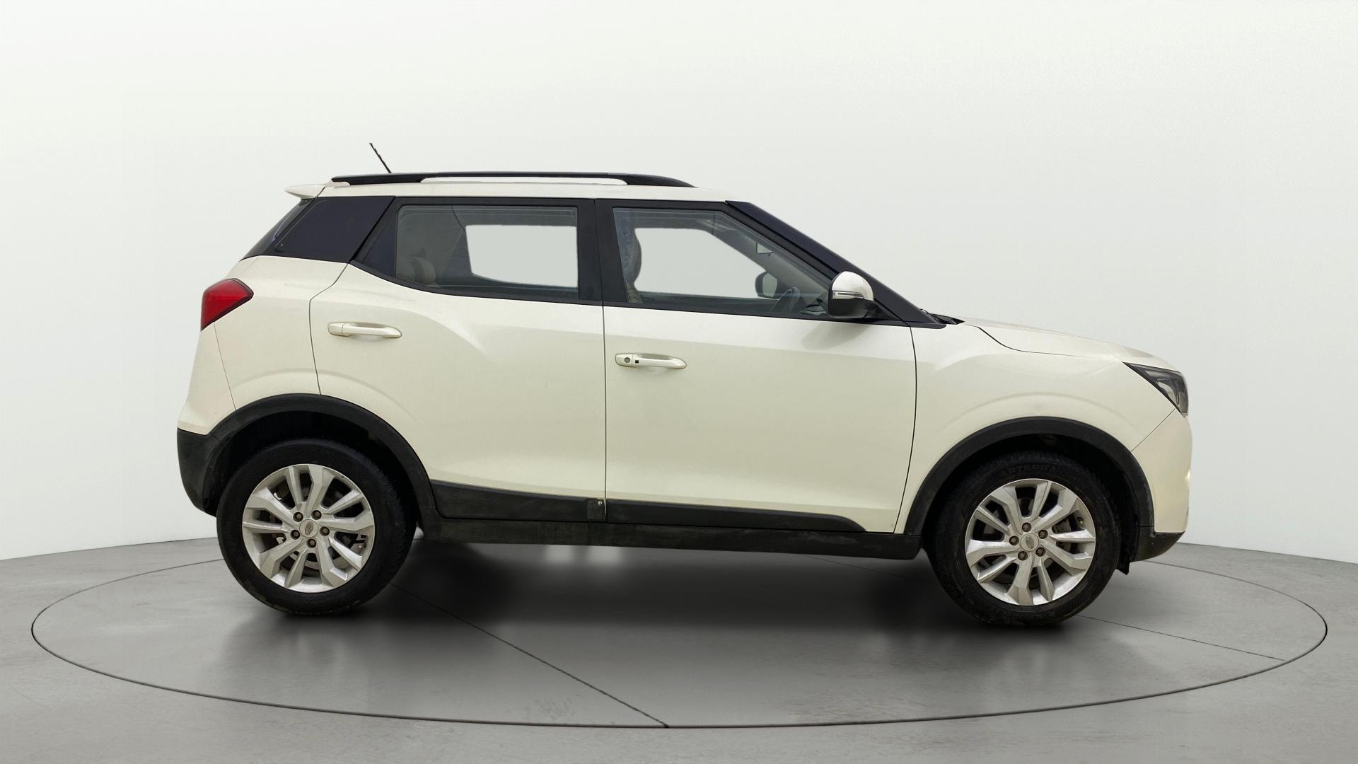 Used 2021 Mahindra XUV300 Used 2021 Mahindra XUV300