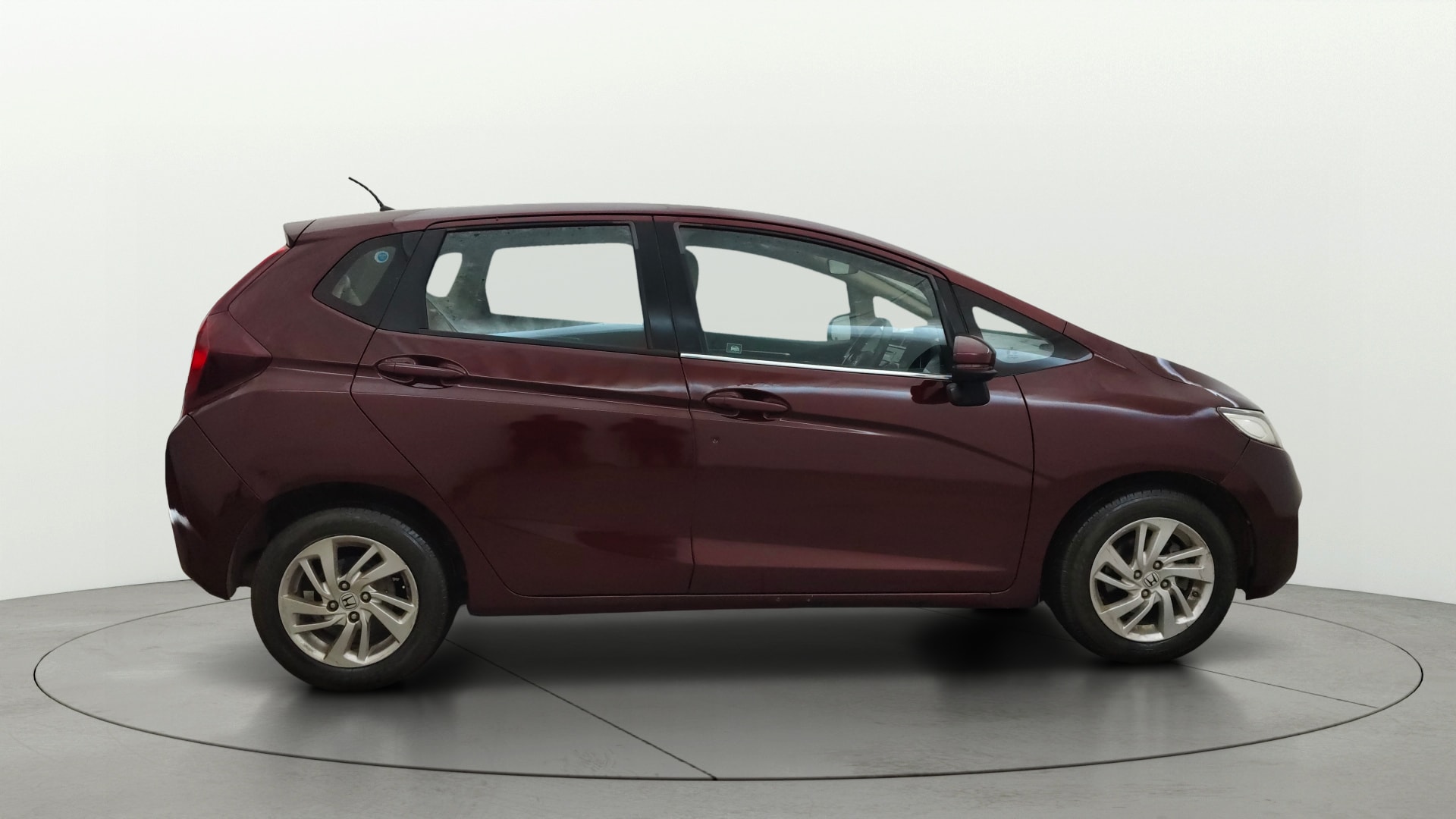 View 2017 Honda Jazz E MT Diesel Image 8 Used 2017 Honda Jazz E MT Diesel Image 8