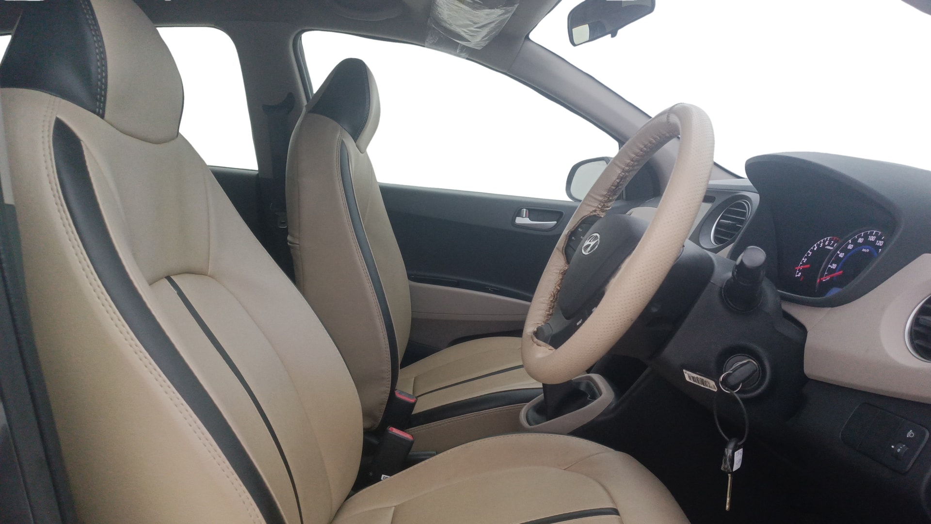 View 2020 Hyundai Grand i10 Sportz 1.2 Kappa Image 26 Used 2020 Hyundai Grand i10 Sportz 1.2 Kappa Image 26