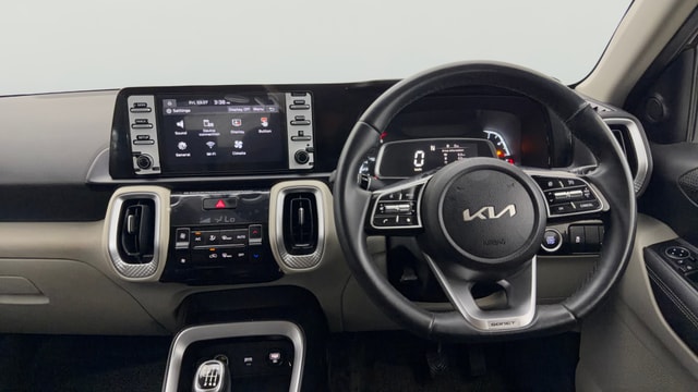 View Kia Sonet Image 13 Used Kia Sonet Image 13