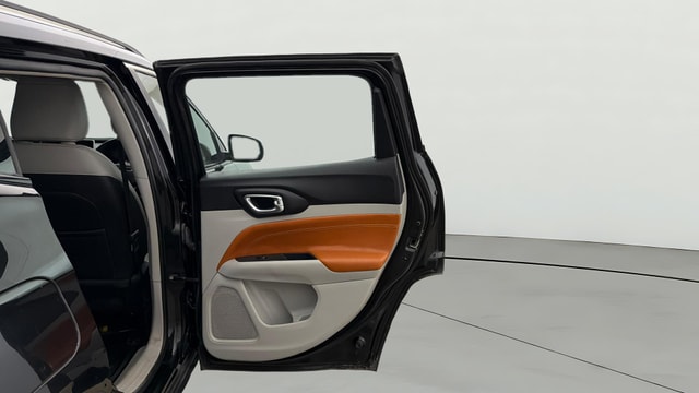 View Jeep Compass Image 6 Used Jeep Compass Image 6