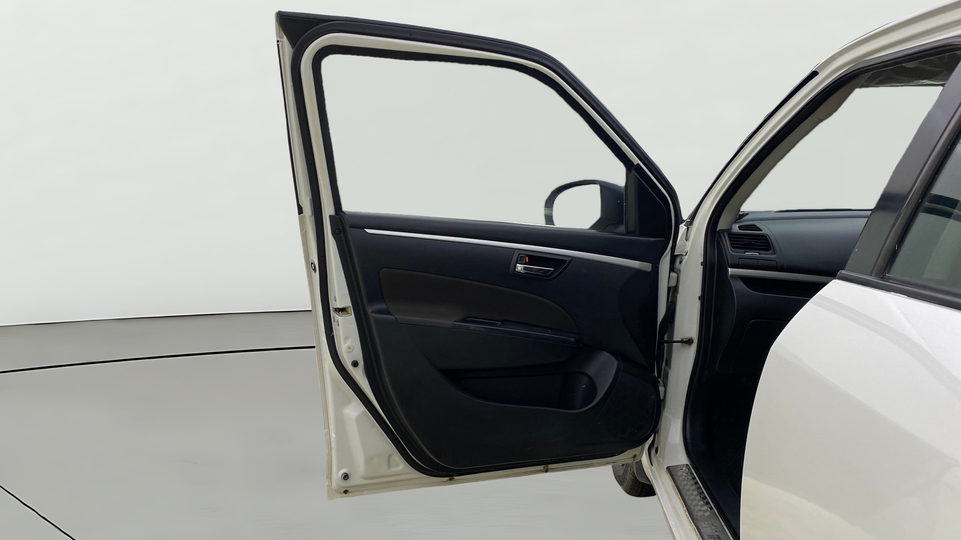 View 2017 Maruti Suzuki 1000 Base Variant Image 30 Used 2017 Maruti Suzuki 1000 Base Variant Image 30