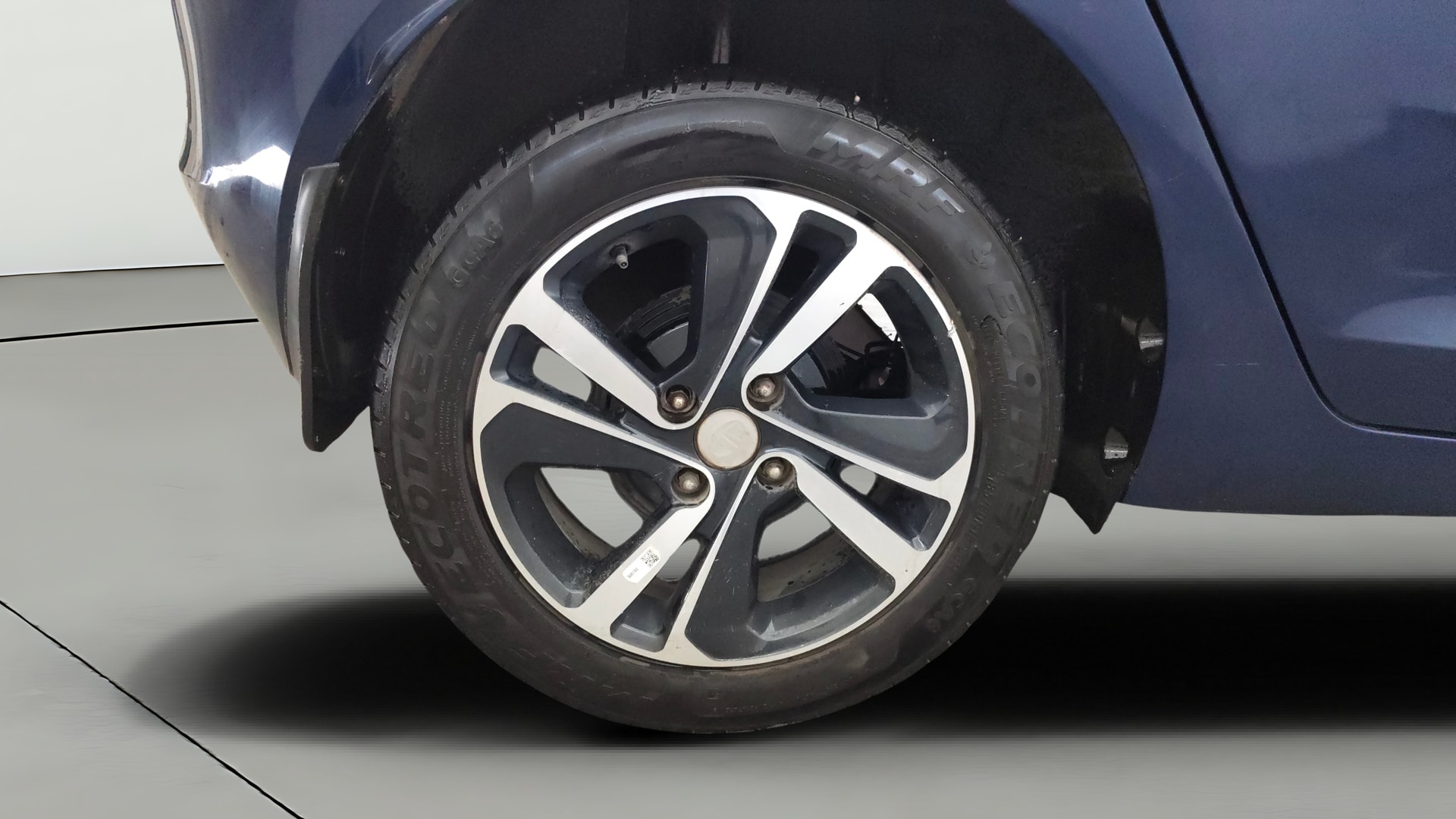 View 2023 Tata Altroz XZ Petrol Image 24 Used 2023 Tata Altroz XZ Petrol Image 24