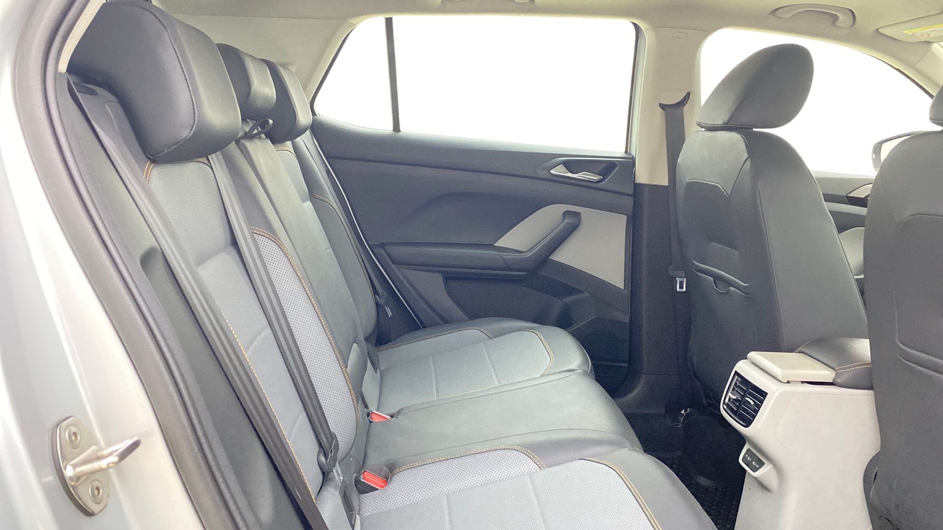 View 2022 Skoda Kushaq Style 1.0 TSI AT - 6 Airbags Image 37 Used 2022 Skoda Kushaq Style 1.0 TSI AT - 6 Airbags Image 37