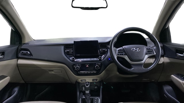 View Hyundai Verna Image 30 Used Hyundai Verna Image 30