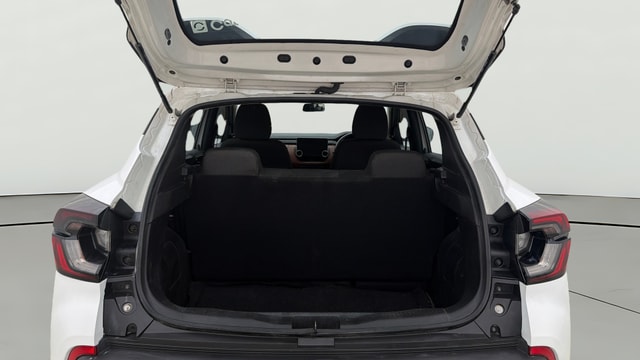 View Renault Kiger Image 37 Used Renault Kiger Image 37