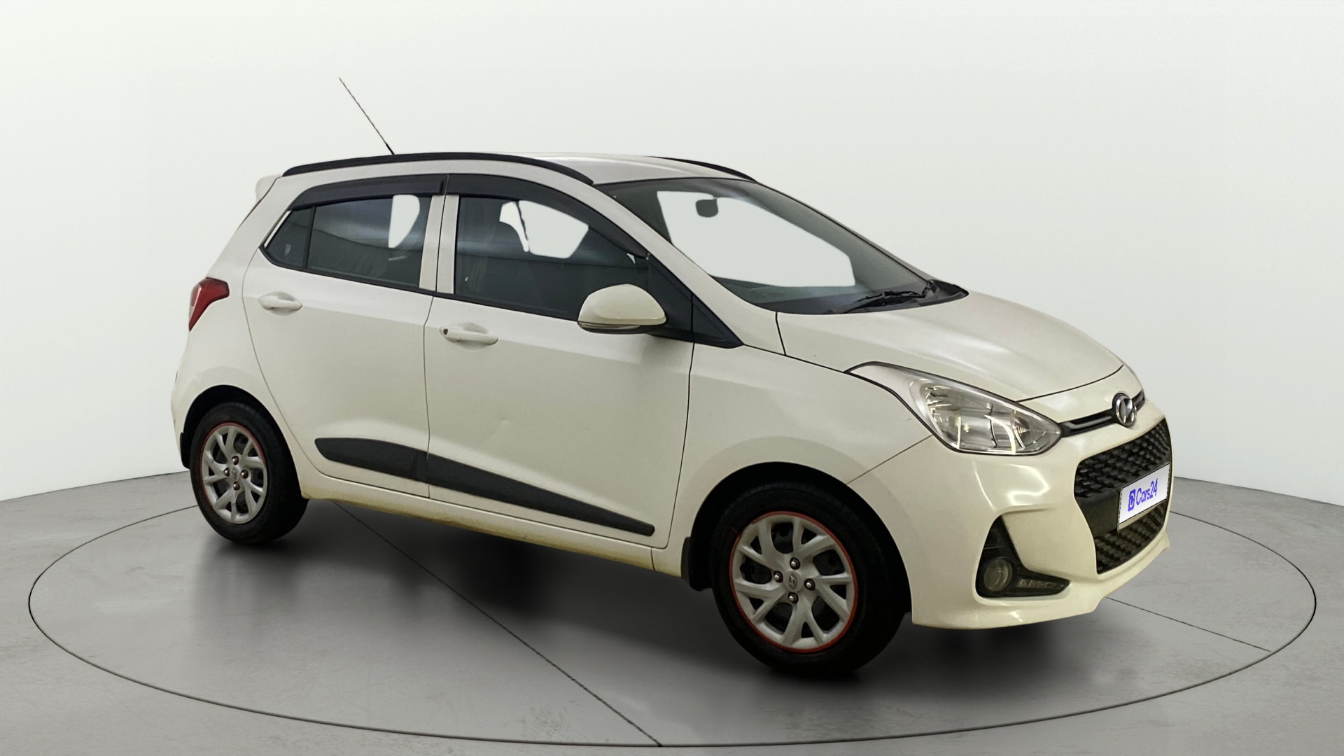 View 2019 Hyundai Grand i10 Sportz 1.2 Kappa Image 21 Used 2019 Hyundai Grand i10 Sportz 1.2 Kappa Image 21