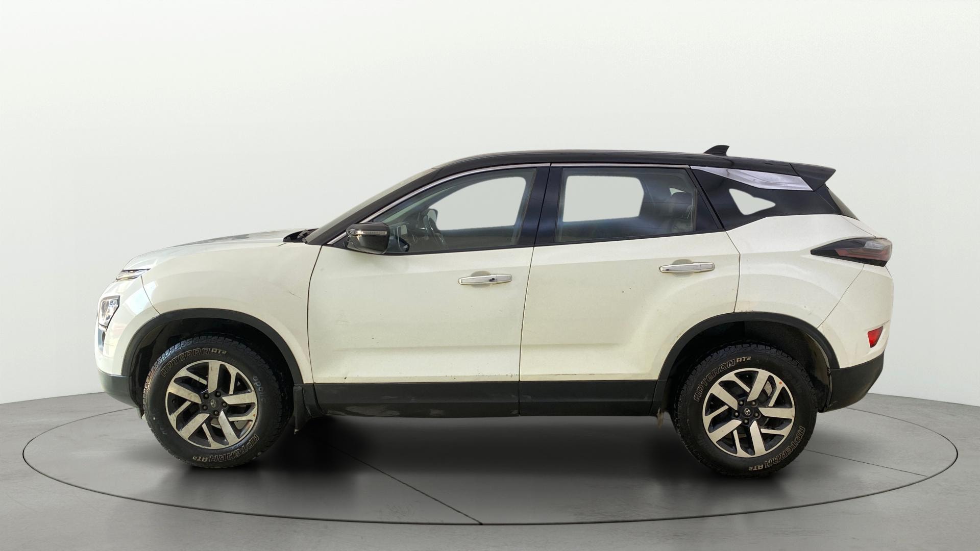 View 2021 Tata Harrier XE Image 5 Used 2021 Tata Harrier XE Image 5