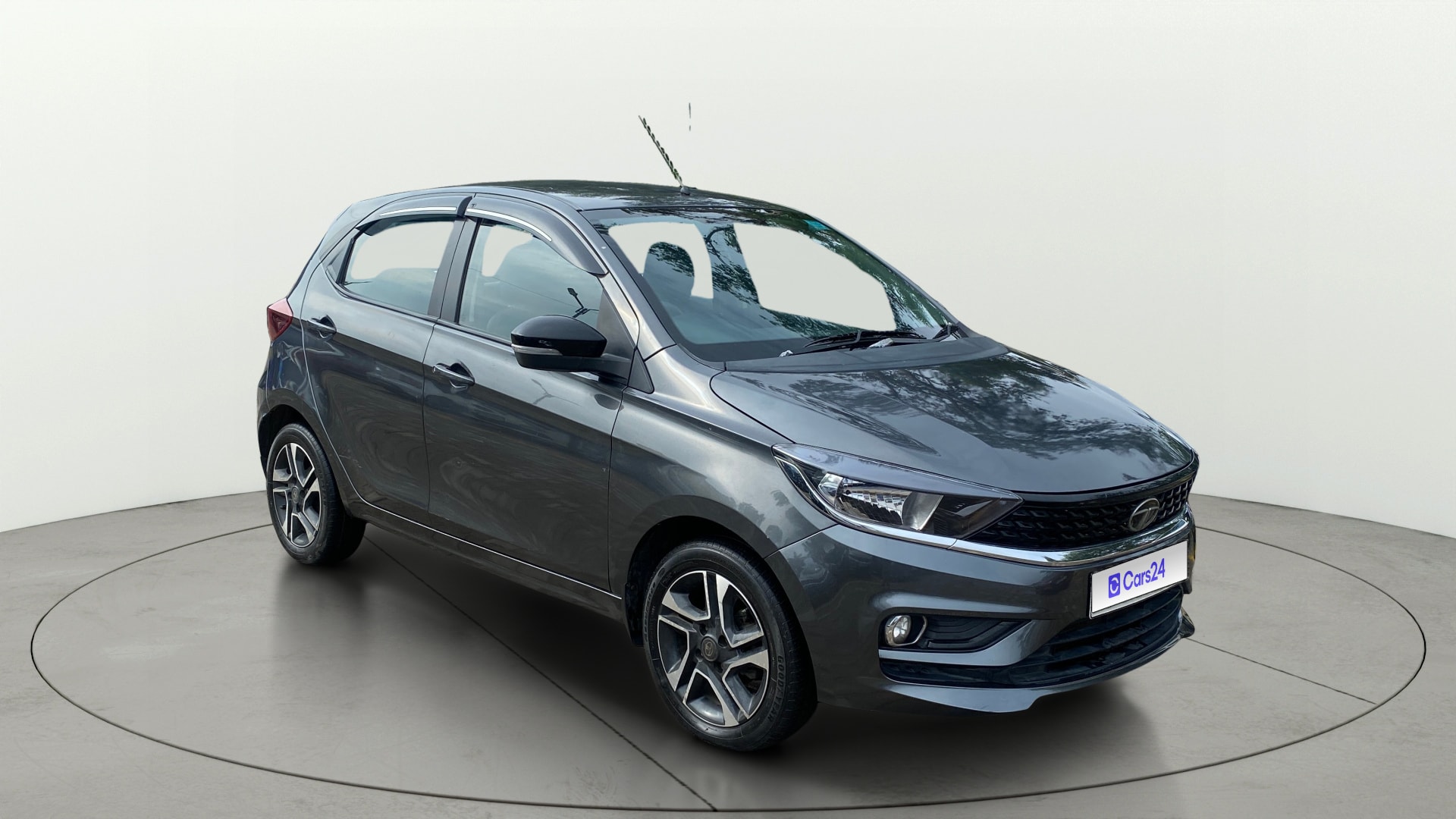 View 2021 Tata Tiago Revotorq XB Image 36 Used 2021 Tata Tiago Revotorq XB Image 36