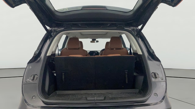 View MG Hector Plus Image 43 Used MG Hector Plus Image 43