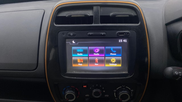 View Renault Kwid Image 17 Used Renault Kwid Image 17