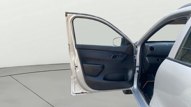 View Renault Kwid Image 30 Used Renault Kwid Image 30