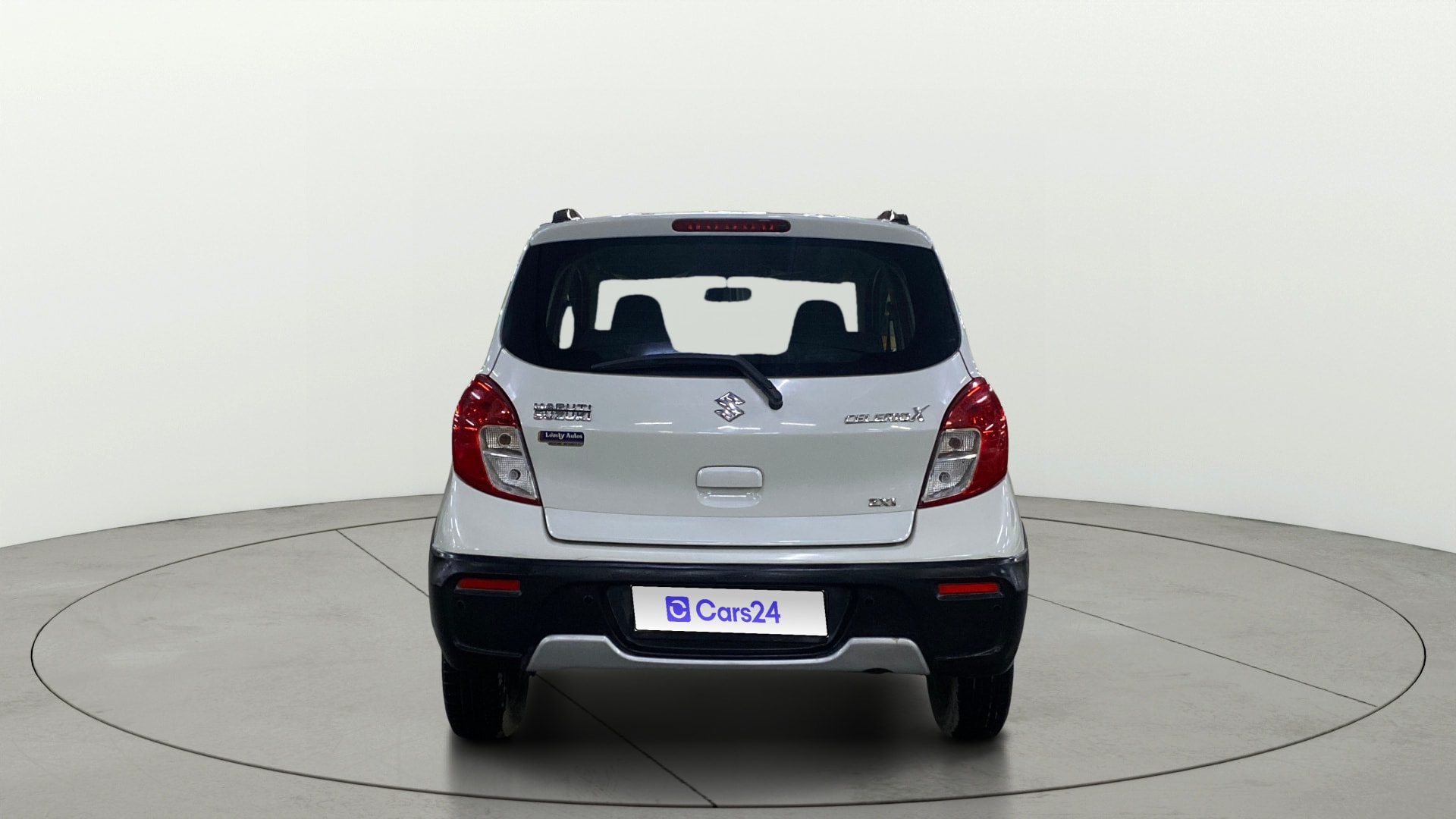 View 2018 Maruti Suzuki 1000 Base Variant Image 40 Used 2018 Maruti Suzuki 1000 Base Variant Image 40