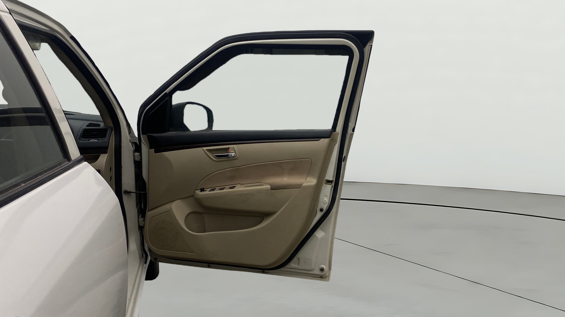 View 2015 Maruti Suzuki 1000 Base Variant Image 43 Used 2015 Maruti Suzuki 1000 Base Variant Image 43