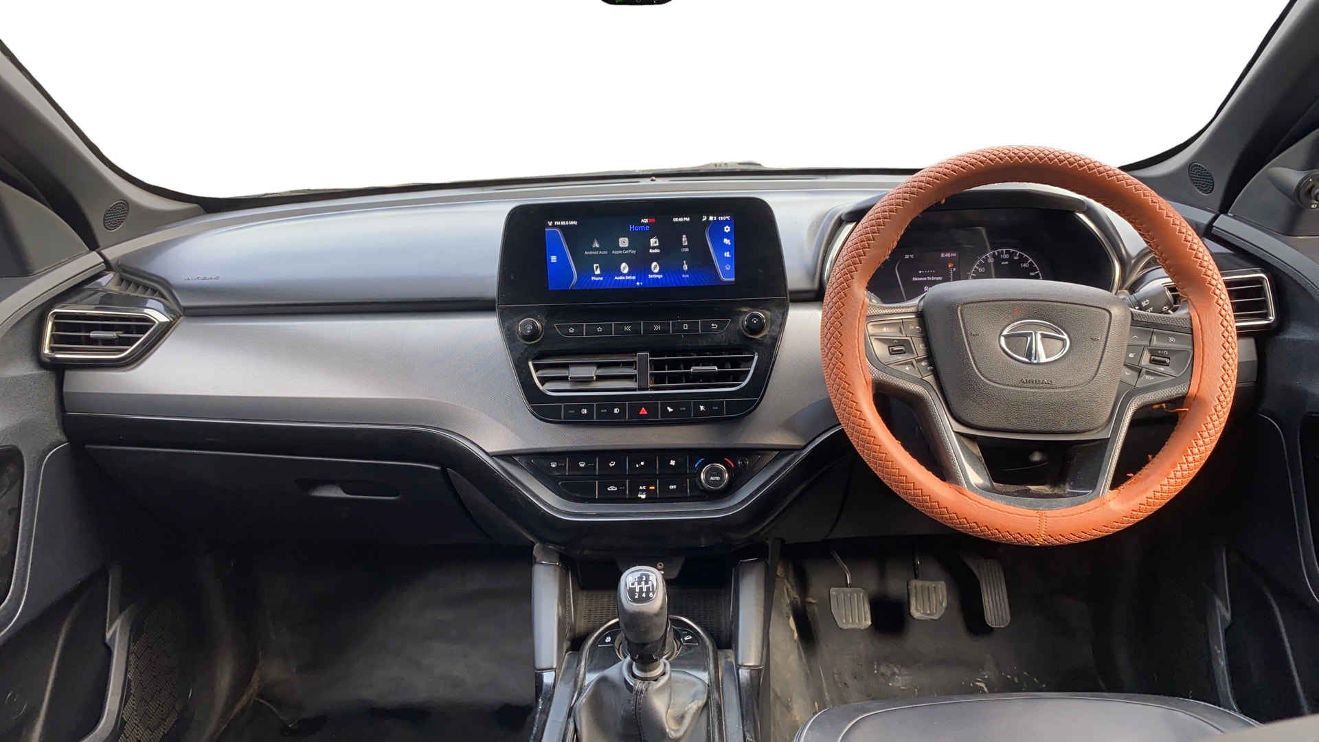 View 2022 Tata Harrier XE Image 30 Used 2022 Tata Harrier XE Image 30