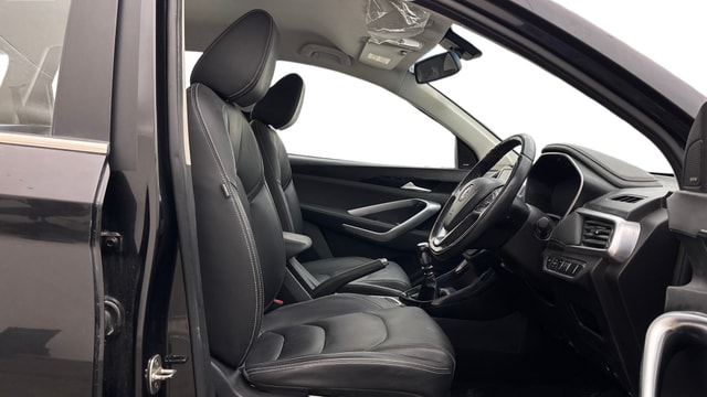 View MG Hector Image 26 Used MG Hector Image 26