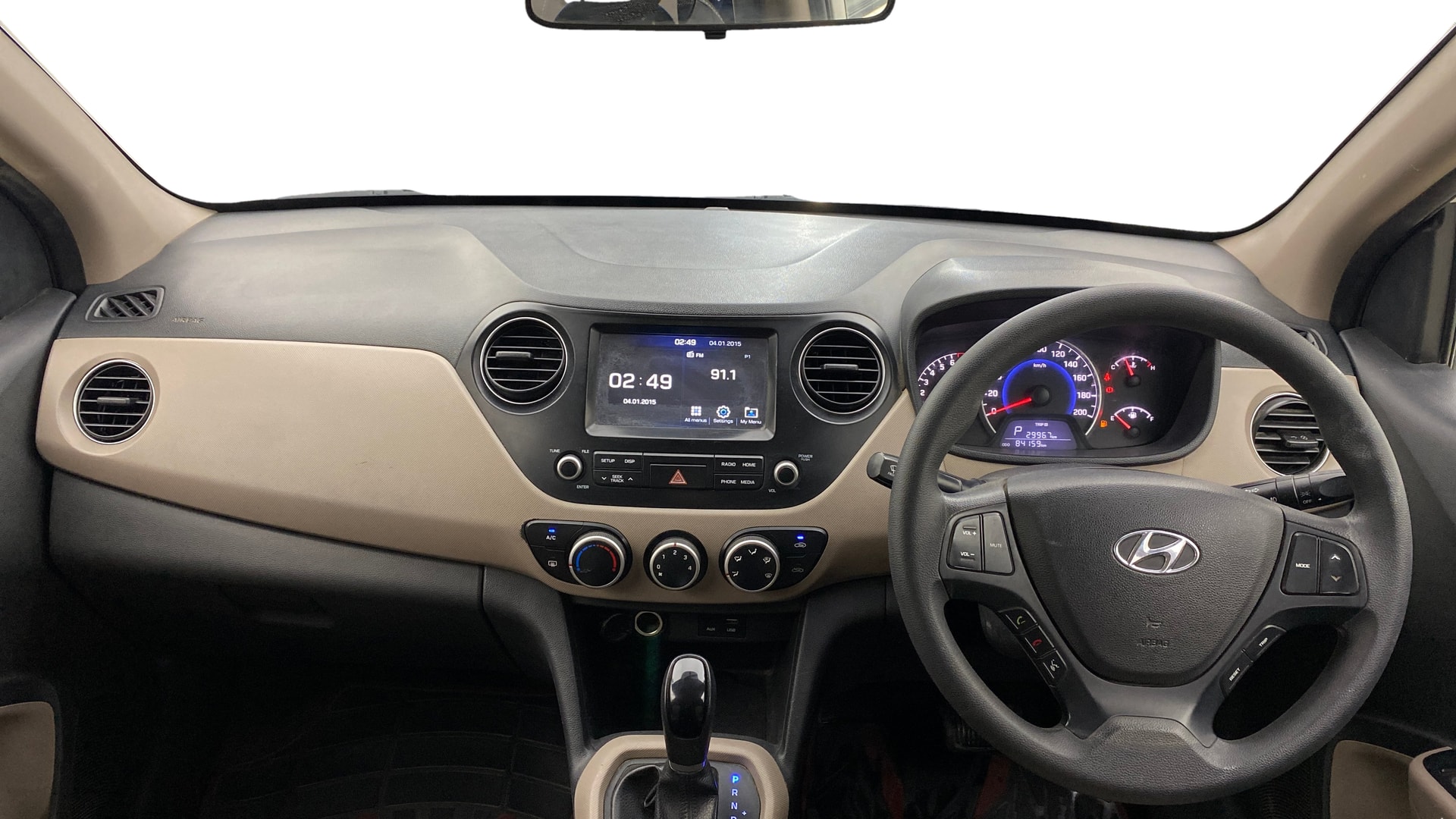 View 2017 Hyundai Grand i10 1.2 Sportz Petrol AT Image 15 Used 2017 Hyundai Grand i10 1.2 Sportz Petrol AT Image 15