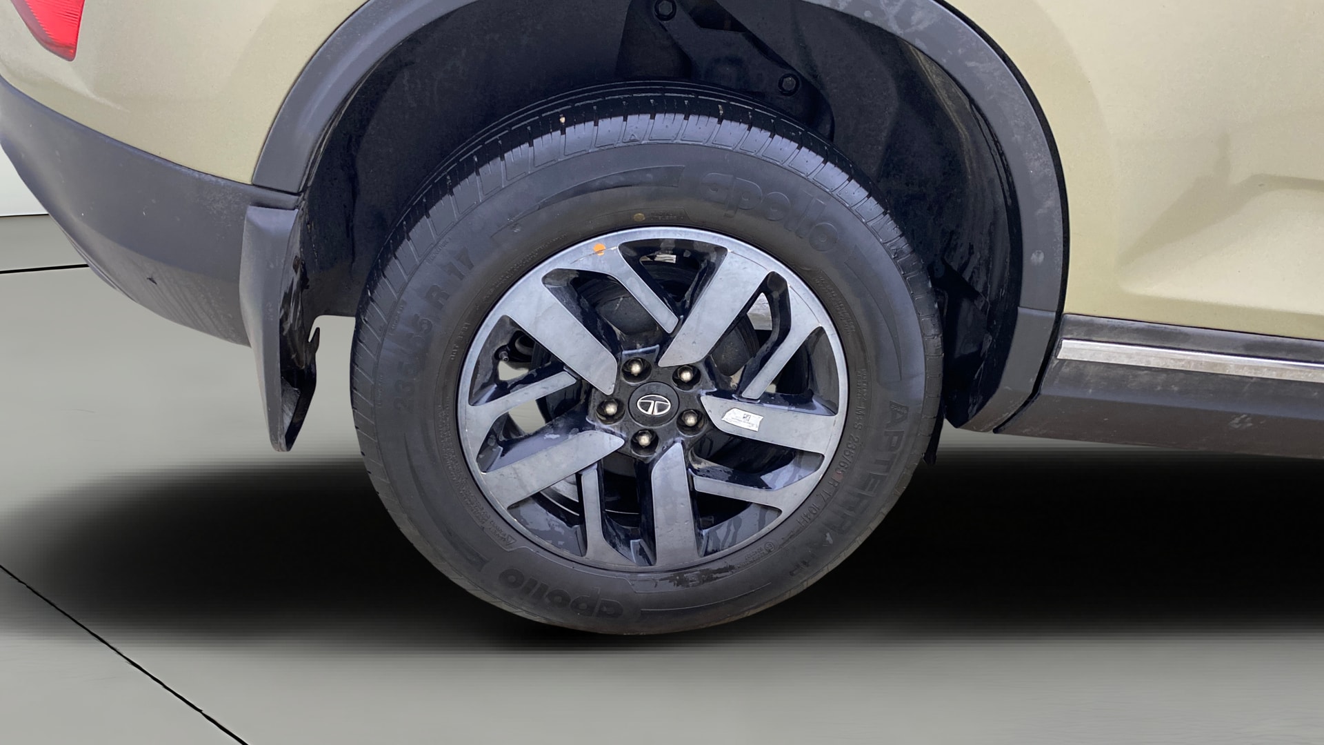 View 2022 Tata Harrier XE Image 34 Used 2022 Tata Harrier XE Image 34