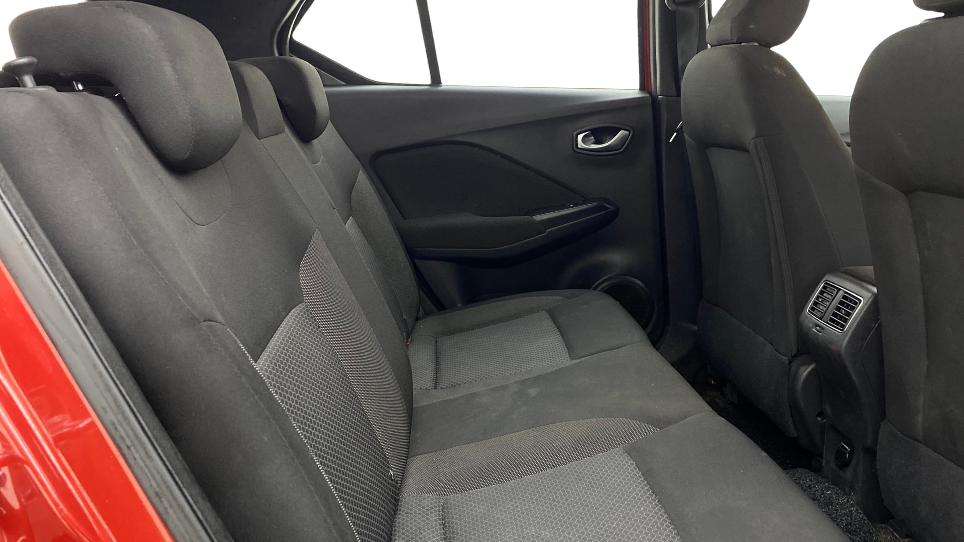 View 2019 Nissan Kicks XL Petrol BS IV Image 33 Used 2019 Nissan Kicks XL Petrol BS IV Image 33