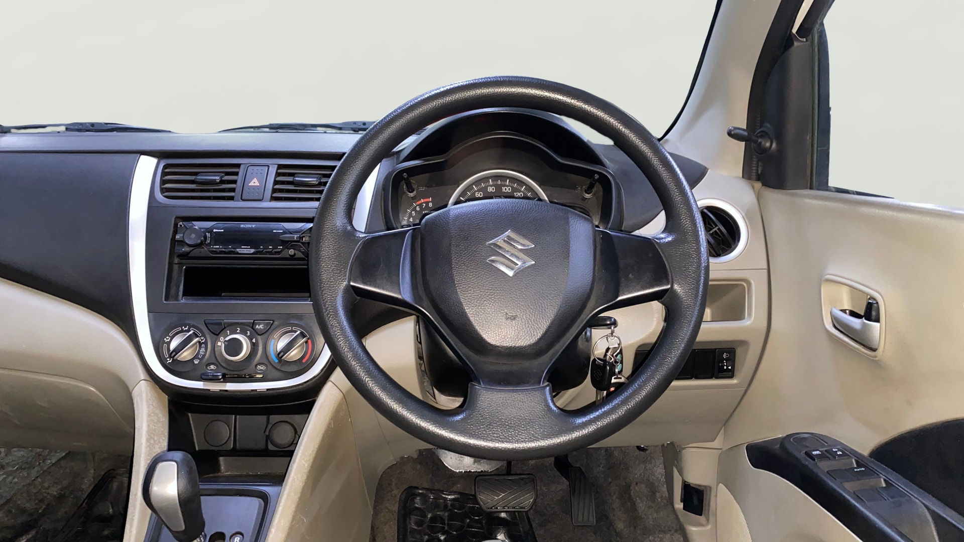 View 2014 Maruti Suzuki 1000 Base Variant Image 20 Used 2014 Maruti Suzuki 1000 Base Variant Image 20