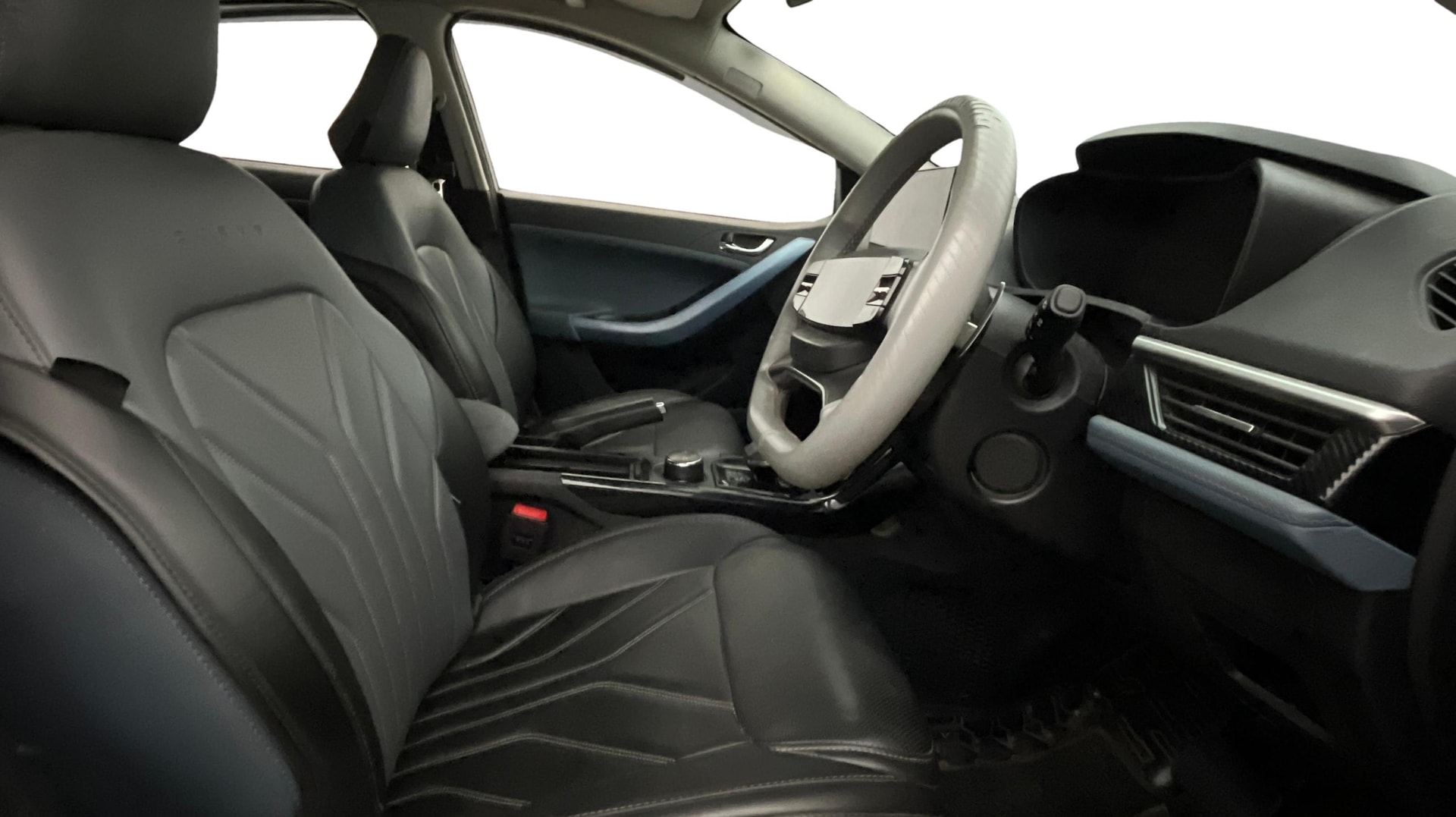 View 2024 Tata Curvv Smart 1.2 Revotron Petrol 6MT Image 28 Used 2024 Tata Curvv Smart 1.2 Revotron Petrol 6MT Image 28