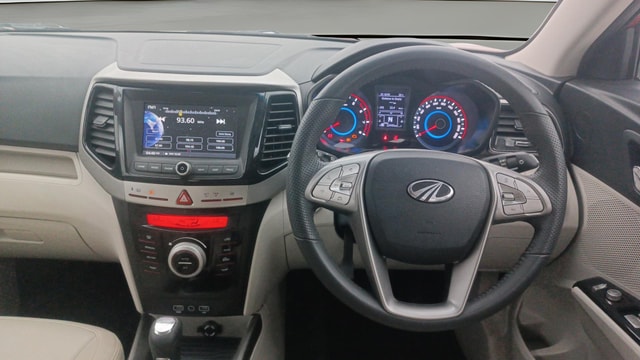 View Mahindra XUV300 Image 13 Used Mahindra XUV300 Image 13