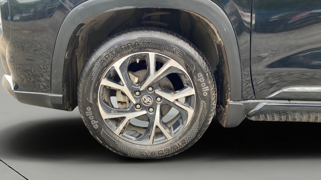 View Toyota Urban Cruiser Hyryder Image 36 Used Toyota Urban Cruiser Hyryder Image 36