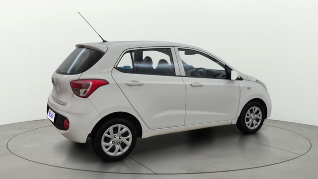 View Hyundai Grand i10 Image 41 Used Hyundai Grand i10 Image 41