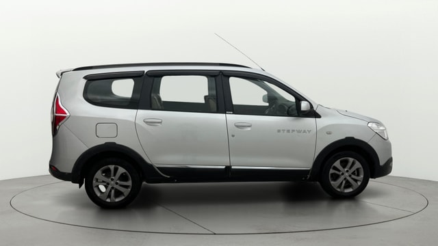View Renault Lodgy Image 28 Used Renault Lodgy Image 28